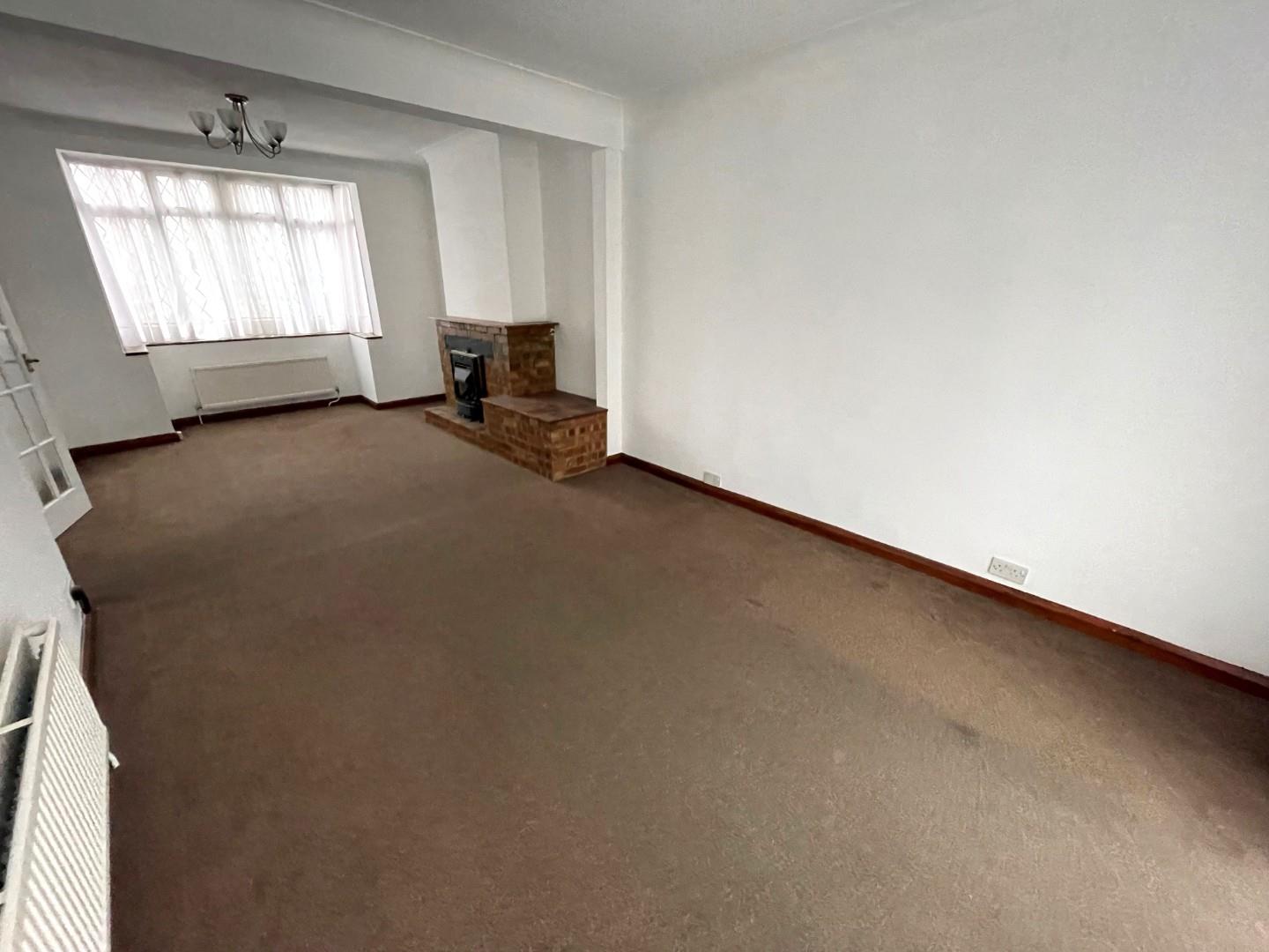 Devonshire Crescent, Mill Hill